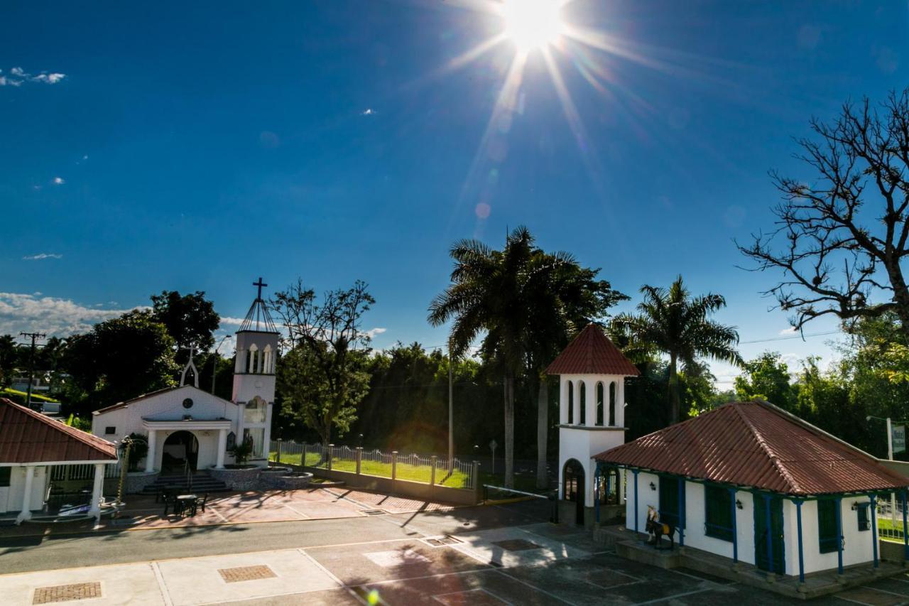 Hotel Palma Verde El Edén Екстериор снимка